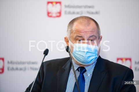  01.02.2022 WARSZAWA<br />
KONFERENCJA PRASOWA W MINISTERSTWIE EDUKACJI I NAUKI Z UDZIALEM PREZESA AKADEMICKIEGO ZWIAZKU SPORTOWEGO  W WARSZAWIE<br />
N/Z ALOJZY NOWAK<br />
 