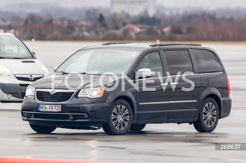  07.02.2022 LOTNISKO RZESZOW JASIONKA <br />
PRZYLOT AMERYKANSKICH ZOLNIERZY Z 82. DYWIZJI POWIETRZNODESANTOWEJ Z KAROLINY POLNOCNEJ <br />
N/Z AMERYKANSKI SAMOLOT BIZZJET CESSNA UC-35A CITATION ULTRA AMERYKANSKI KTORYM PRZYLECIELI AMERYKANSCY ZOLNIERZE LIMUZYNA<br />
 