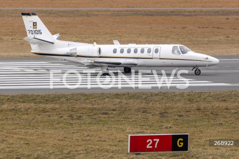  11.02.2022 LOTNISKO RZESZOW JASIONKA <br />
AMERYKANSKIE SAMOLOTY I SMIGLOWCE W PORCIE LOTNICZYM RZESZOW JASIONKA<br />
<br />
N/Z CESSNA 560 CITATION V AMERYKANSKIEJ ARMII<br />
 