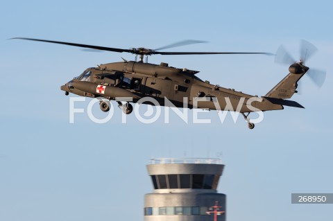  12.02.2022 LOTNISKO RZESZOW JASIONKA <br />
SAMOLOTY I SMIGLOWCE AMERYKANSKIEJ ARMII NA LOTNISKU RZESZOW JASIONKA<br />
<br />
U.S. Air Force airplanes and helicopters at Rzeszow - Jasionka Airport in Poland<br />
<br />
N/Z WOJSKOWY AMERYKANSKI SMIGLOWIEC HELIKOPTER SIKORSKY UH-60 BLACK HAWK MEDEVAC <br />
<br />
 