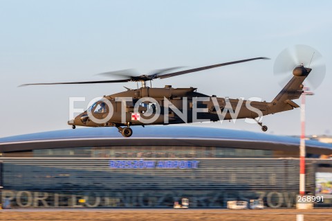  12.02.2022 LOTNISKO RZESZOW JASIONKA <br />
SAMOLOTY I SMIGLOWCE AMERYKANSKIEJ ARMII NA LOTNISKU RZESZOW JASIONKA<br />
<br />
U.S. Air Force airplanes and helicopters at Rzeszow - Jasionka Airport in Poland<br />
<br />
N/Z WOJSKOWY AMERYKANSKI SMIGLOWIEC HELIKOPTER SIKORSKY UH-60 BLACK HAWK MEDEVAC <br />
<br />
 