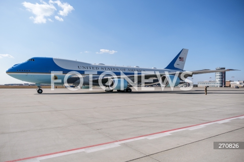  25.03.2022 JASIONKA <br />PRZYLOT PREZYDENTA USA JOE BIDENA DO POLSKI <br />LADOWANIE PREZYDENTA USA JOE BIDENA NA LOTNISKU RZESZOW JASIONKA <br /><br />U.S. President Joe Biden arrives at Rzeszow - Jasionka Airport in Poland, near Ukraine border<br /><br />N/Z SAMOLOT AIR FORCE ONE SAMOLOT BOEING VC-47 <br /> 