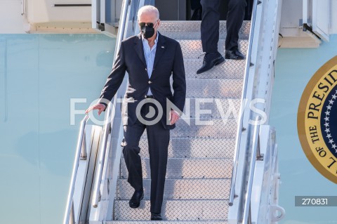  25.03.2022 JASIONKA <br />
PRZYLOT PREZYDENTA USA JOE BIDENA DO POLSKI <br />
LADOWANIE PREZYDENTA USA JOE BIDENA NA LOTNISKU RZESZOW JASIONKA <br />
<br />
U.S. President Joe Biden arrives at Rzeszow - Jasionka Airport in Poland, near Ukraine border<br />
<br />
N/Z JOE BIDEN WYSIADA Z SAMOLOTU AIR FORCE ONE <br />
 