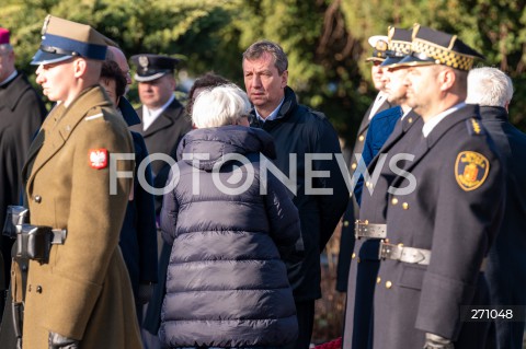  10.04.2022 WARSZAWA<br />
OBCHODY XII ROCZNICY KATASTROFY SMOLENSKIEJ W WARSZAWIE<br />
CMENTARZ WOJSKOWY POWAZKI <br />
N/Z ANDRZEJ HALICKI<br />
 