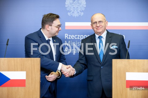 Konferencja prasowa ministrów spraw zagranicznych Polski i Czech w Warszawie