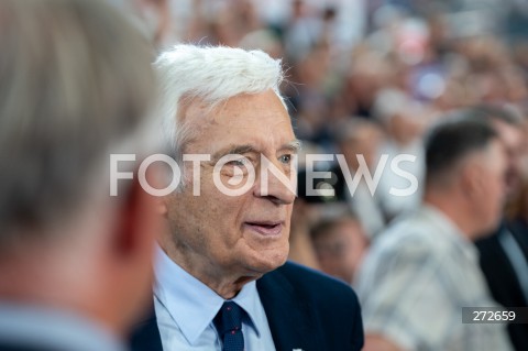  02.07.2022 RADOM<br />
KONWENCJA PLATFORMY OBYWATELSKIEJ<br />
KONWENCJA PRZYSZLOSCI<br />
N/Z JERZY BUZEK<br />
FOT. MARCIN BANASZKIEWICZ/FOTONEWS  