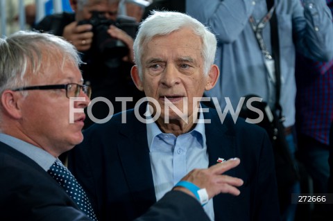  02.07.2022 RADOM<br />
KONWENCJA PLATFORMY OBYWATELSKIEJ<br />
KONWENCJA PRZYSZLOSCI<br />
N/Z JERZY BUZEK<br />
FOT. MARCIN BANASZKIEWICZ/FOTONEWS  