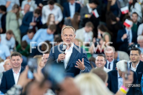  02.07.2022 RADOM<br />
KONWENCJA PLATFORMY OBYWATELSKIEJ<br />
KONWENCJA PRZYSZLOSCI<br />
N/Z DONALD TUSK<br />
FOT. MARCIN BANASZKIEWICZ/FOTONEWS  