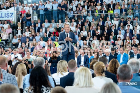  02.07.2022 RADOM<br />
KONWENCJA PLATFORMY OBYWATELSKIEJ<br />
KONWENCJA PRZYSZLOSCI<br />
N/Z DONALD TUSK<br />
FOT. MARCIN BANASZKIEWICZ/FOTONEWS  