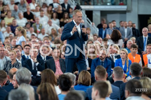  02.07.2022 RADOM<br />
KONWENCJA PLATFORMY OBYWATELSKIEJ<br />
KONWENCJA PRZYSZLOSCI<br />
N/Z DONALD TUSK<br />
FOT. MARCIN BANASZKIEWICZ/FOTONEWS  