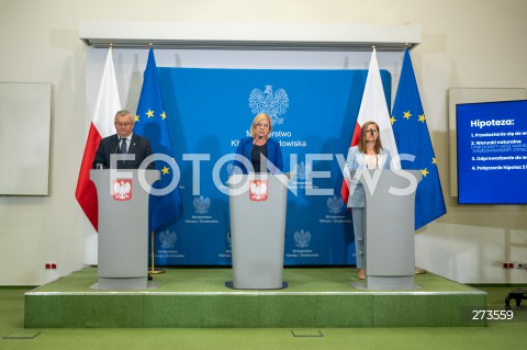  16.08.2022 WARSZAWA<br />
KONFERENCJA PRASOWA MINISTER KLIMATU ANNY MOSKWY W WARSZAWIE<br />
N/Z ANDRZEJ ADAMCZYK ANNA MOSKWA MAGDA GOSK<br />
FOT. MARCIN BANASZKIEWICZ/FOTONEWS  