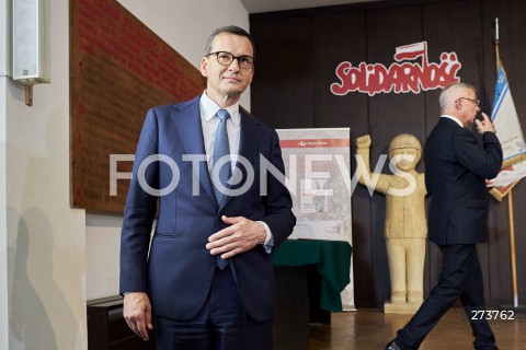  31.08.2022 GDANSK<br />
OBCHODY ROCZNICY SIERPNIA1980 I POWSTANIA SOLIDARNOSCI KK NSZZ S W SALI BHP I PRZY BRAMIE NUMER 2 W GDANSKU<br />
N/Z PREMIER MATEUSZ MORAWIECKI<br />
 