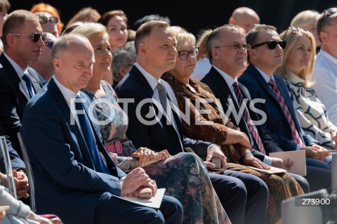  03.09.2022 WARSZAWA OGROD SASKI<br />
NARODOWE CZYTANIE BALLAD I ROMANSOW ADAMA MICKIEWICZA W WARSZAWIE Z UDZIALEM PARY PREZYDENCKIEJ<br />
N/Z PREZYDENT ANDRZEJ DUDA AGATA KORNHAUSER DUDA JAROSLAW SELLIN<br />
FOT. MARCIN BANASZKIEWICZ/FOTONEWS  