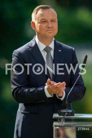  03.09.2022 WARSZAWA OGROD SASKI<br />
NARODOWE CZYTANIE BALLAD I ROMANSOW ADAMA MICKIEWICZA W WARSZAWIE Z UDZIALEM PARY PREZYDENCKIEJ<br />
N/Z PREZYDENT ANDRZEJ DUDA<br />
FOT. MARCIN BANASZKIEWICZ/FOTONEWS  