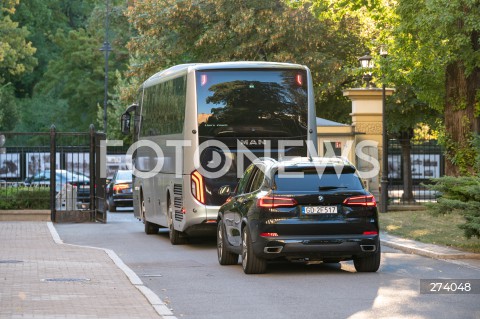  05.09.2022 WARSZAWA<br />
KONFERENCJA PRASOWA PREMIERA MATEUSZA MORAWIECKIEGO <br />
N/Z AUTOBUS PREMIERA RUSZAJACY NA OBJAZD WOJEWODZTWA MAZOWIECKIEGO PODLASKIEGO I LUBELSKIEGO<br />
FOT. MARCIN BANASZKIEWICZ/FOTONEWS  