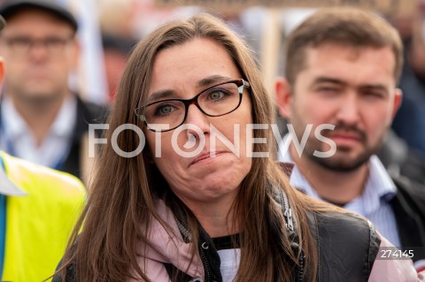  01.10.2022 WARSZAWA<br />
PROTEST PRZECIWKO BUDOWIE CENTRALNEGO PORTU KOMUNIKACYJNEGO<br />
N/Z MAGDALENA SERAFIN DARSKA<br />
FOT. MARCIN BANASZKIEWICZ/FOTONEWS  