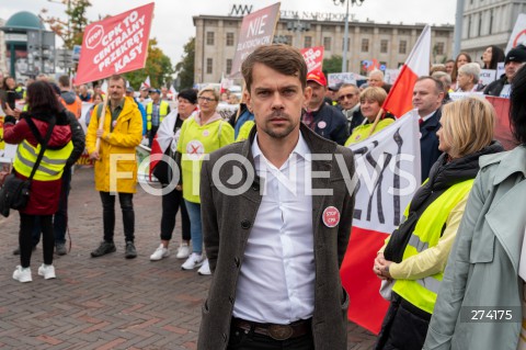  01.10.2022 WARSZAWA<br />
PROTEST PRZECIWKO BUDOWIE CENTRALNEGO PORTU KOMUNIKACYJNEGO<br />
N/Z MICHAL KOLODZIEJCZAK<br />
FOT. MARCIN BANASZKIEWICZ/FOTONEWS  