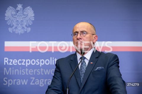  05.10.2022 WARSZAWA<br />
KONFERENCJA PRASOWA MINISTROW SPRAW ZAGRANICZNYCH POLSKI I GRECJI<br />
<br />
PRESS CONFERENCE OF THE FOREIGN MINISTERS OF POLAND AND GREECE<br />
<br />
N/Z ZBIGNIEW RAU<br />
FOT. MARCIN BANASZKIEWICZ/FOTONEWS  