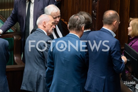  07.10.2022 WARSZAWA SEJM <br />
POSIEDZENIE SEJMU <br />
N/Z JAROSLAW KACZYNSKI ANTONI MACIEREWICZ JAN DZIEDZICZAK<br />
FOT. MARCIN BANASZKIEWICZ/FOTONEWS 