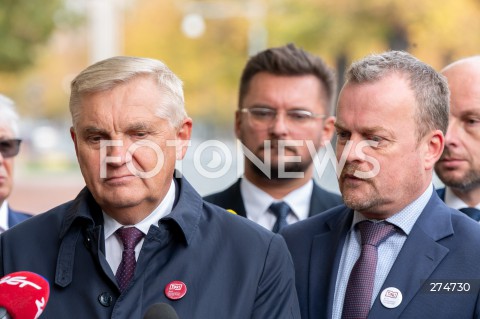  11.10.2022 WARSZAWA KPRM<br />
SPOTKANIE PREMIERA MATEUSZA MORAWIECKIEGO Z SAMORZADOWCAMI<br />
N/Z TADEUSZ TRUSKOLASKI ARKADIUSZ CHECINSKI<br />
FOT. MARCIN BANASZKIEWICZ/FOTONEWS 