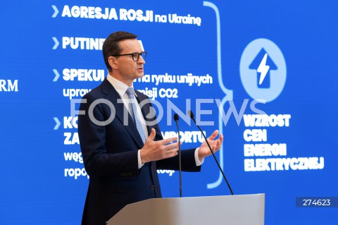  11.10.2022 WARSZAWA KPRM<br />
KONFERENCJA PRASOWA PREZESA RADY MINISTROW MATEUSZA MORAWIECKIEGO<br />
N/Z PREMIER MATEUSZ MORAWIECKI<br />
FOT. MARCIN BANASZKIEWICZ/FOTONEWS 