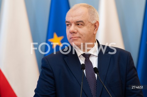  11.10.2022 WARSZAWA KPRM<br />
KONFERENCJA PRASOWA PREZESA RADY MINISTROW MATEUSZA MORAWIECKIEGO<br />
N/Z JACEK SASIN<br />
FOT. MARCIN BANASZKIEWICZ/FOTONEWS 