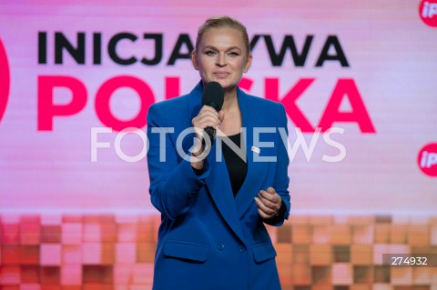  22.10.2022 WARSZAWA<br />
KONWENCJA PARTII INICJATYWA POLSKA<br />
OPIEKUNCZA POLSKA<br />
N/Z BARBARA NOWACKA<br />
FOT. MARCIN BANASZKIEWICZ/FOTONEWS 