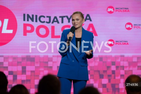  22.10.2022 WARSZAWA<br />
KONWENCJA PARTII INICJATYWA POLSKA<br />
OPIEKUNCZA POLSKA<br />
N/Z BARBARA NOWACKA<br />
FOT. MARCIN BANASZKIEWICZ/FOTONEWS 