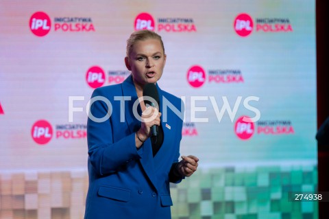  22.10.2022 WARSZAWA<br />
KONWENCJA PARTII INICJATYWA POLSKA<br />
OPIEKUNCZA POLSKA<br />
N/Z BARBARA NOWACKA<br />
FOT. MARCIN BANASZKIEWICZ/FOTONEWS 