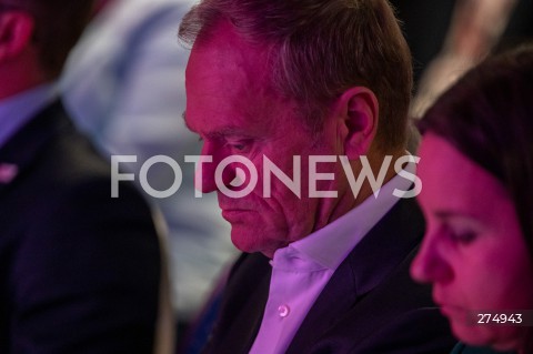  22.10.2022 WARSZAWA<br />
KONWENCJA PARTII INICJATYWA POLSKA<br />
OPIEKUNCZA POLSKA<br />
N/Z DONALD TUSK<br />
FOT. MARCIN BANASZKIEWICZ/FOTONEWS 