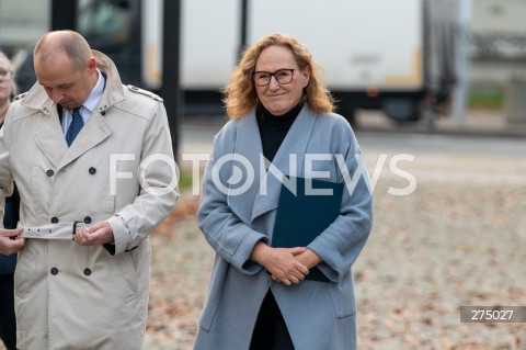  27.10.2022 WARSZAWA<br />
UROCZYSTOSC SADZENIA 3 TYS. CEBULEK TULIPANOW IRENA SENDLER<br />
N/Z EWA MALINOWSKA GRUPINSKA<br />
FOT. MARCIN BANASZKIEWICZ/FOTONEWS  