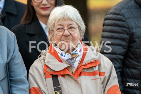  27.10.2022 WARSZAWA<br />
UROCZYSTOSC SADZENIA 3 TYS. CEBULEK TULIPANOW IRENA SENDLER<br />
N/Z JANINA ZGRZEMBSKA<br />
FOT. MARCIN BANASZKIEWICZ/FOTONEWS  