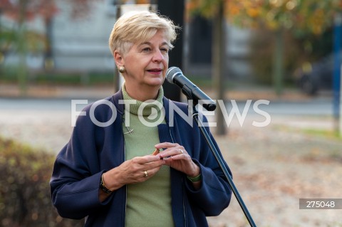  27.10.2022 WARSZAWA<br />
UROCZYSTOSC SADZENIA 3 TYS. CEBULEK TULIPANOW IRENA SENDLER<br />
N/Z DAPHNE BERGSMA<br />
FOT. MARCIN BANASZKIEWICZ/FOTONEWS  