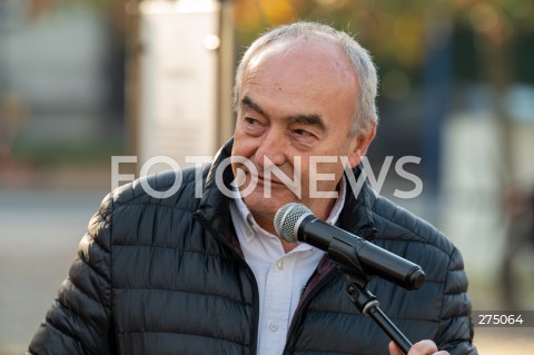  27.10.2022 WARSZAWA<br />
UROCZYSTOSC SADZENIA 3 TYS. CEBULEK TULIPANOW IRENA SENDLER<br />
N/Z ZYGMUNT STEPINSKI<br />
FOT. MARCIN BANASZKIEWICZ/FOTONEWS  