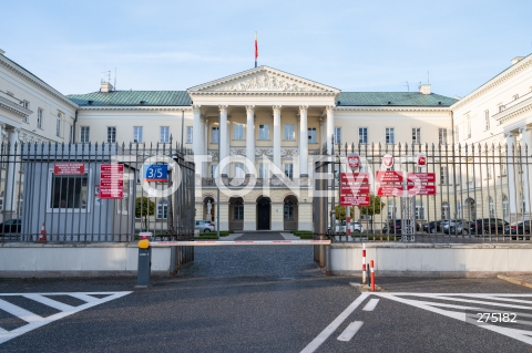  28.10.2022 WARSZAWA<br />
KONFERENCJA PRASOWA SOLIDARNEJ POLSKI<br />
PARALIZ KOMUNIKACYJNY W M. ST. WARSZAWA <br />
N/Z URZAD MIASTA STOLECZNEGO WARSZAWA BUDYNEK RATUSZ<br />
FOT. MARCIN BANASZKIEWICZ/FOTONEWS  