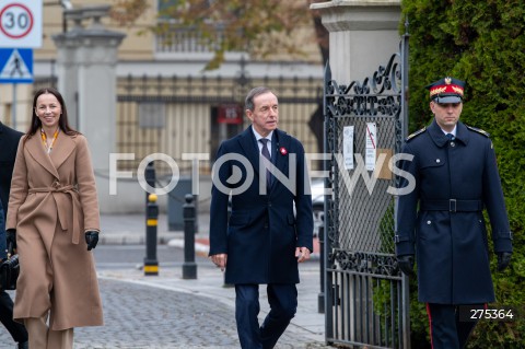  11.11.2022 WARSZAWA<br />
SWIETO NIEPODLEGLOSCI<br />
SKLADANIE WIENCOW POD POMNIKIEM IGNACEGO JANA PADEREWSKIEGO<br />
N/Z MARSZALEK SENATU TOMASZ GRODZKI<br />
FOT. MARCIN BANASZKIEWICZ/FOTONEWS  