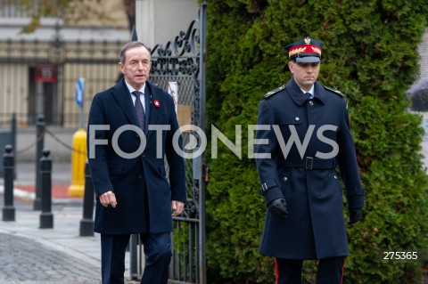  11.11.2022 WARSZAWA<br />
SWIETO NIEPODLEGLOSCI<br />
SKLADANIE WIENCOW POD POMNIKIEM IGNACEGO JANA PADEREWSKIEGO<br />
N/Z MARSZALEK SENATU TOMASZ GRODZKI<br />
FOT. MARCIN BANASZKIEWICZ/FOTONEWS  
