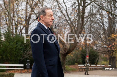  11.11.2022 WARSZAWA<br />
SWIETO NIEPODLEGLOSCI<br />
SKLADANIE WIENCOW POD POMNIKIEM IGNACEGO JANA PADEREWSKIEGO<br />
N/Z MARSZALEK SENATU TOMASZ GRODZKI<br />
FOT. MARCIN BANASZKIEWICZ/FOTONEWS  