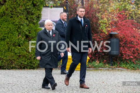  11.11.2022 WARSZAWA<br />
SWIETO NIEPODLEGLOSCI<br />
SKLADANIE WIENCOW POD POMNIKIEM IGNACEGO JANA PADEREWSKIEGO<br />
N/Z JAROSLAW KACZYNSKI<br />
FOT. MARCIN BANASZKIEWICZ/FOTONEWS  