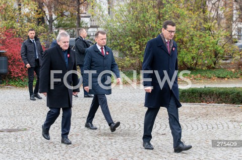  11.11.2022 WARSZAWA<br />
SWIETO NIEPODLEGLOSCI<br />
SKLADANIE WIENCOW POD POMNIKIEM IGNACEGO JANA PADEREWSKIEGO<br />
N/Z PIOTR GLINSKI MARIUSZ BLASZCZAK MATEUSZ MORAWIECKI<br />
FOT. MARCIN BANASZKIEWICZ/FOTONEWS  