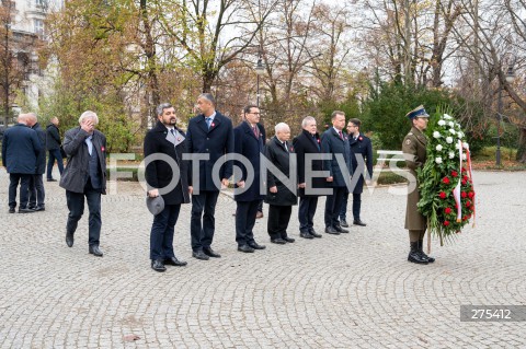  11.11.2022 WARSZAWA<br />
SWIETO NIEPODLEGLOSCI<br />
SKLADANIE WIENCOW POD POMNIKIEM IGNACEGO JANA PADEREWSKIEGO<br />
N/Z RYSZARD TERLECKI KRZYSZTOF SOBOLEWSKI MATEUSZ MORAWIECKI JAROSLAW KACZYNSKI PIOTR GLINSKI MARIUSZ BLASZCZAK RADOSLAW FOGIEL MAREK PEK<br />
FOT. MARCIN BANASZKIEWICZ/FOTONEWS  