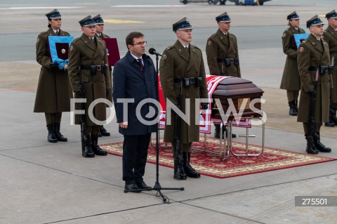  12.11.2022 WARSZAWA<br />
UROCZYSTOSCI POGRZEBOWE PREZYDENTOW RP NA UCHODZSTWIE<br />
N/Z ZBIGNIEW GIRZYNSKI<br />
FOT. MARCIN BANASZKIEWICZ/FOTONEWS  