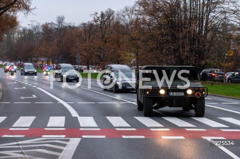  12.11.2022 WARSZAWA<br />
UROCZYSTOSCI POGRZEBOWE PREZYDENTOW RP NA UCHODZSTWIE<br />
N/Z PRZEJAZD KOLUMNY POGRZEBOWEJ<br />
FOT. MARCIN BANASZKIEWICZ/FOTONEWS  