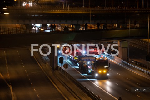  20.11.2022 WARSZAWA<br />
TRANSPORT TARCZY TBM KTORA WYDRAZY TUNEL DROGI EKSPRESOWEJ S19 NA PODKARPACIU <br />
PRZEJAZD PRZEZ WARSZAWE<br />
N/Z KONWOJ Z TARCZA TBM<br />
 