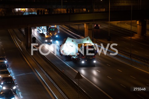  20.11.2022 WARSZAWA<br />
TRANSPORT TARCZY TBM KTORA WYDRAZY TUNEL DROGI EKSPRESOWEJ S19 NA PODKARPACIU <br />
PRZEJAZD PRZEZ WARSZAWE<br />
N/Z KONWOJ Z TARCZA TBM<br />
 