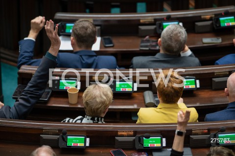  13.12.2022 WARSZAWA <br />
68. POSIEDZENIE SEJMU RP<br />
DEBATA NAD WNIOSKIEM O ODWOLANIE MINISTRA SPRAWIEDLIWOSCI ZBIGNIEWA ZIOBRO<br />
N/Z GLOSOWANIE GLOS ZA<br />
 