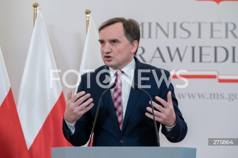  18.12.2022 WARSZAWA<br />
KONFERENCJA PRASOWA W MINISTERSTWIE SPRAWIEDLIWOSCI<br />
USTAWA ANTYLICHWIARSKA<br />
N/Z ZBIGNIEW ZIOBRO<br />
FOT. MARCIN BANASZKIEWICZ/FOTONEWS  