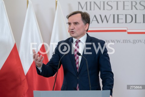  18.12.2022 WARSZAWA<br />
KONFERENCJA PRASOWA W MINISTERSTWIE SPRAWIEDLIWOSCI<br />
USTAWA ANTYLICHWIARSKA<br />
N/Z ZBIGNIEW ZIOBRO<br />
FOT. MARCIN BANASZKIEWICZ/FOTONEWS  