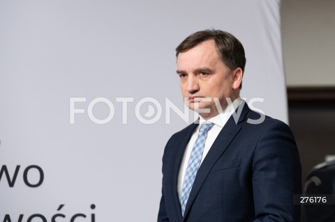  31.01.2023 WARSZAWA<br />
KONFERENCJA PRASOWA MINISTRA SPRAWIEDLIWOSCI ZBIGNIEWA ZIOBRY<br />
OSZCZEDNE I NOWOCZESNE ROZWIAZANIA DLA WIEZIENNICTWA. SYSTEM DOZORU ELEKTRONICZNEGO<br />
N/Z ZBIGNIEW ZIOBRO<br />
FOT. MARCIN BANASZKIEWICZ/FOTONEWS  