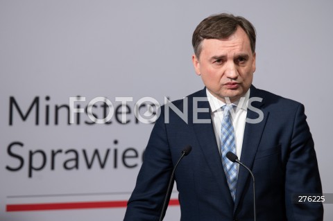 Konferencja prasowa ministra sprawiedliwości Zbigniewa Ziobro w Warszawie